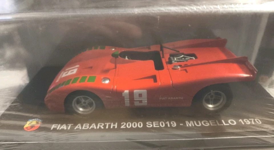 ABARTH COLLECTION - Fiat Abarth 2000 SE019 - 8° Uscita Hachette Scala 1/24 - Immagine 2 di 4