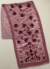 B2 A Pink Hand Stitched Flower Design Vintage Silk Chiffon & Velvet Scarf 