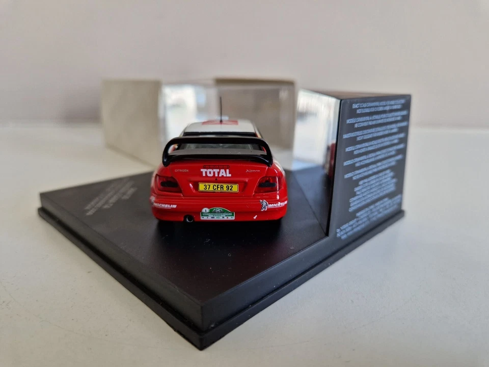 SKID 1/43 Citroen Xsara T4 Bugalsky/Chiaroni - Lyon-Charbonniers 2000 - SKM135 - Immagine 4 di 4