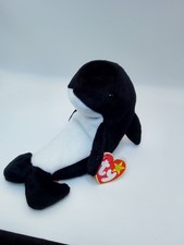 TY Beanie Baby WAVES the Orca Whale  1996 with Original Tag