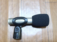 Microfono professionale a condensatore vintage Neumann KM84i testato