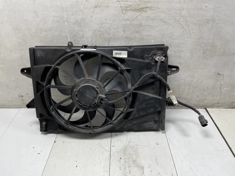 Chevrolet Equinox LT 2011 2,4 L conjunto de ventilador de refrigeración del radiador OEM+ Foto 3 de 4