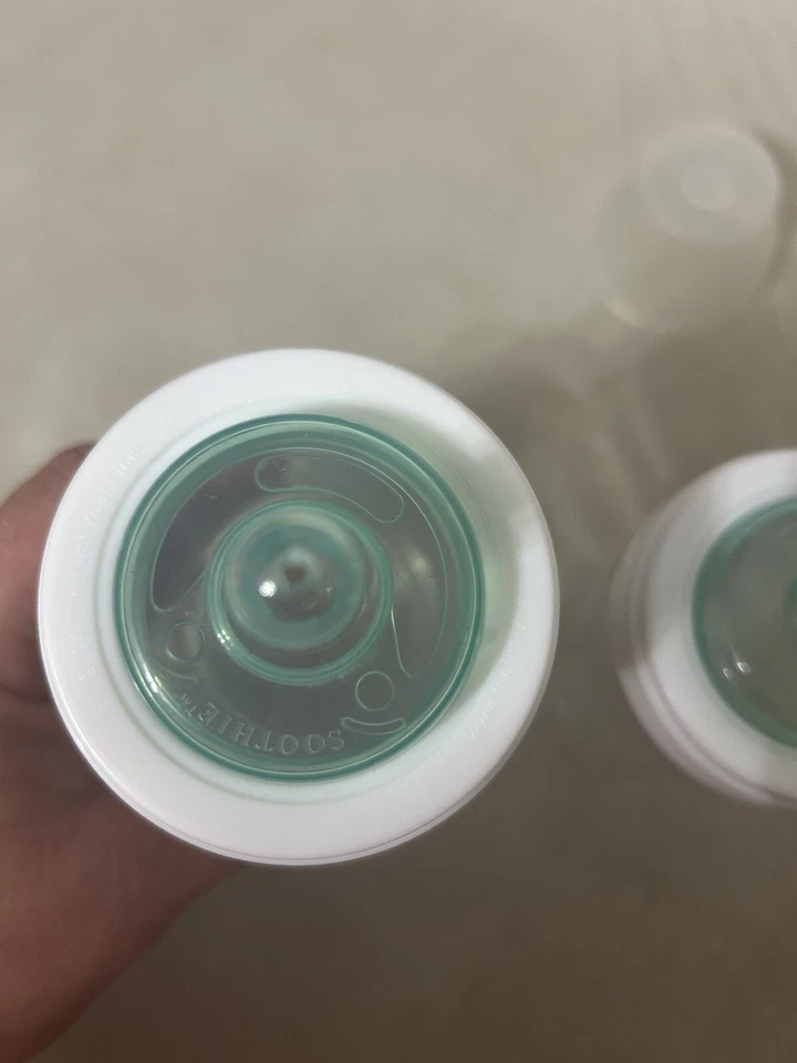 The First Years Soothie Bottles 9 Ounce BAD NIPPLES READ - Image 4 of 4