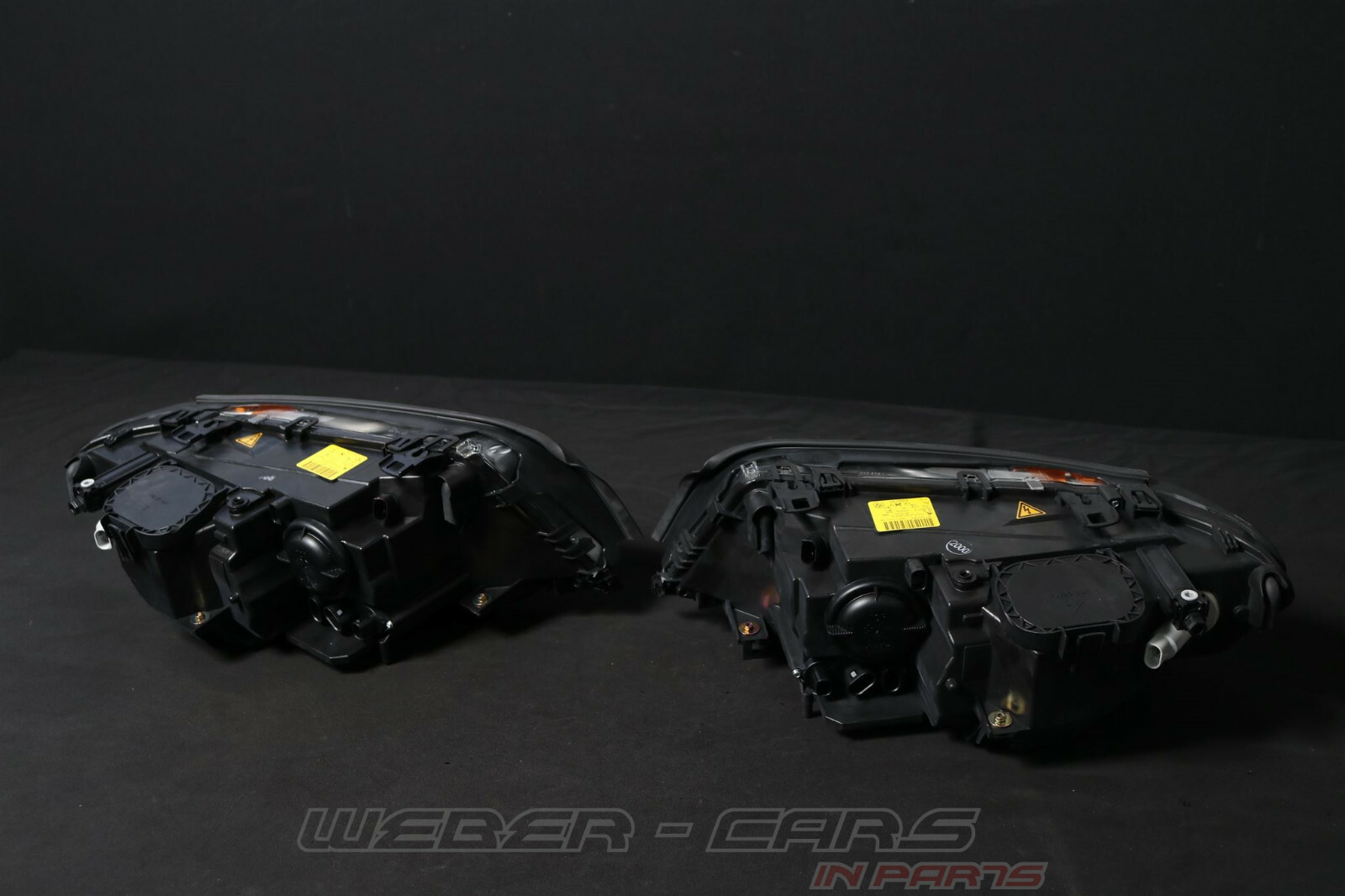 6935739 6935740 New BMW 3er E46 Coupe Cabrio Facelift Bi-Xenon  