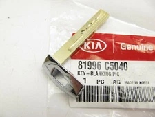 NEW GENUINE Uncut Key Blank OEM For 2015-2019 Kia Sorento 81996C5040