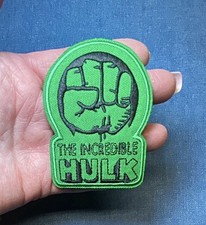 Puño de Hulk bordado hierro en parche, aplique de Hulk El Increíble, 3,15" X 3,15"