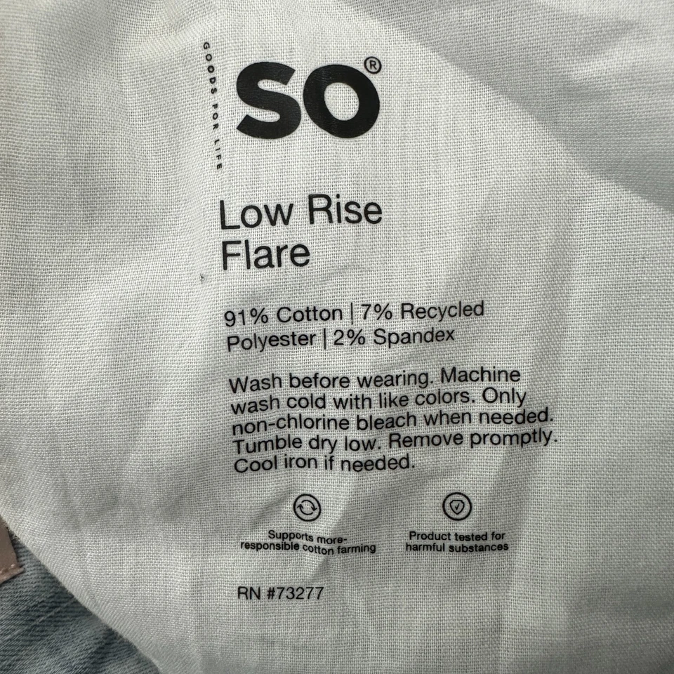 SO Low Rise Flare Cargo Pockets Women's size 5 Light Wash Blue Denim Jeans - Image 4 of 4