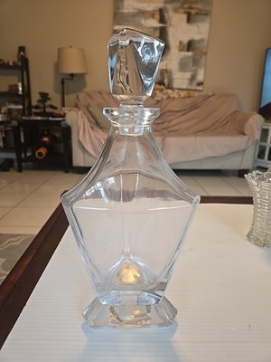 Crystal Glass Liquor Decanter & Stopper, 11'' Vintage 
