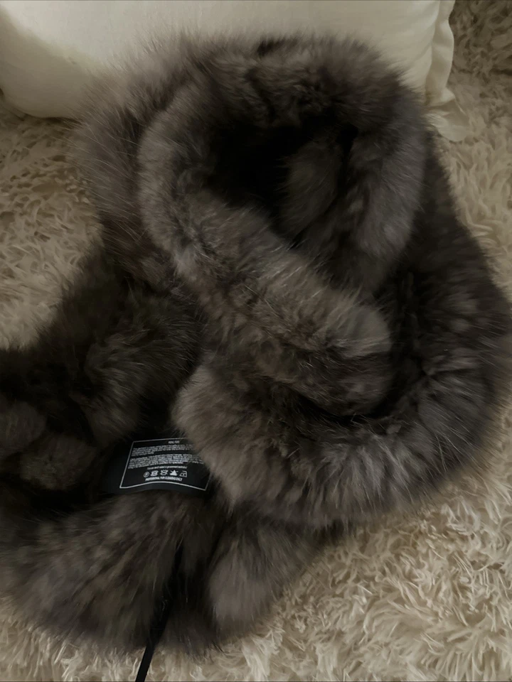 Gorski Sable knit Infinity Scarf With Ruffles Fur Origin Russia  - Image 2 of 4