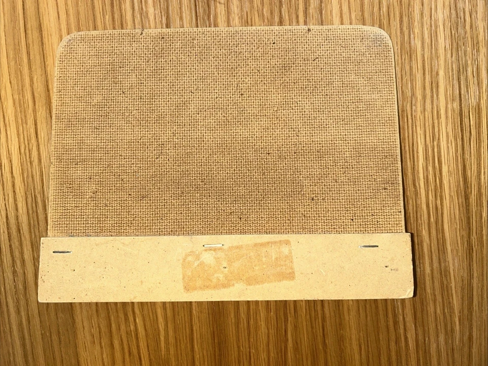 Red Hot Creole Pepper Sauce Chas. E. Earth Advertising Label Key Holder - Image 4 of 4