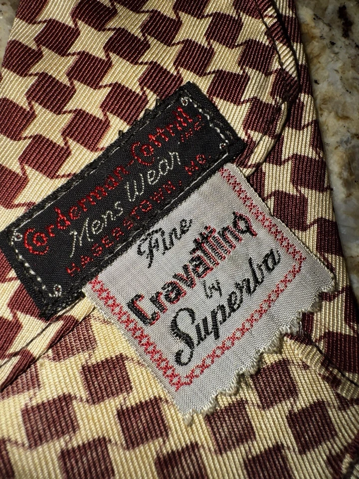 Vintage Cravattino by Superba Wine & Cream Houndstooth Necktie Cravat - Image 2 of 3
