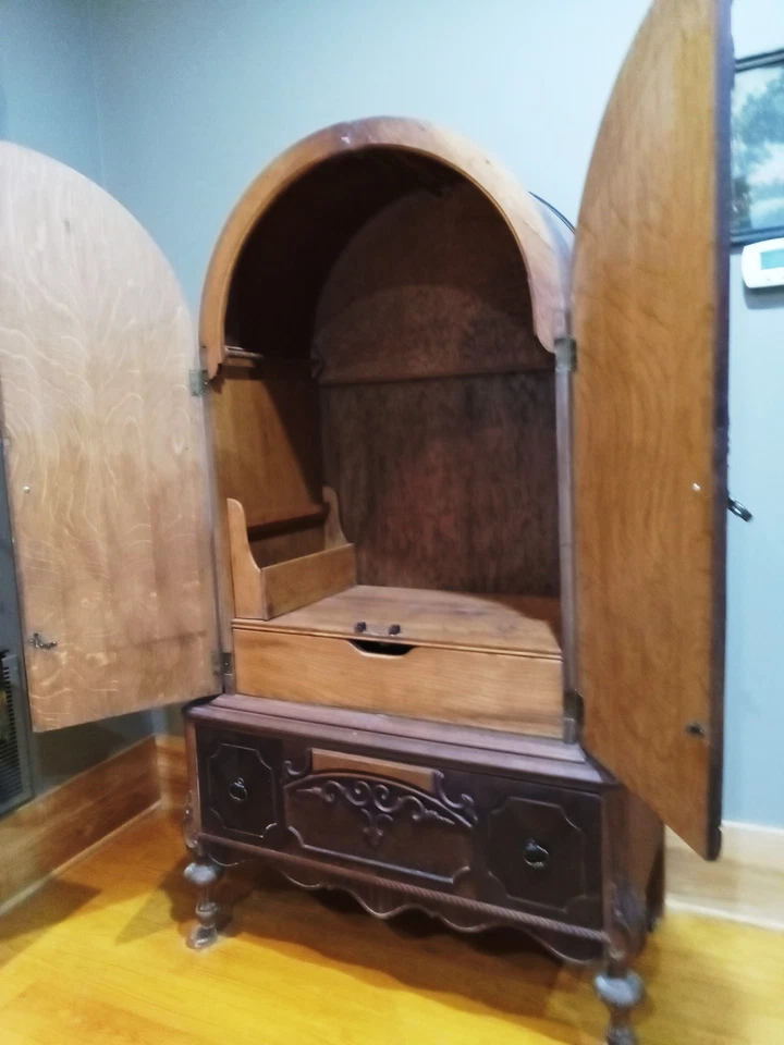 Armario Antiguo Haz de cualquier habitación un dormitorio de madera maciza Foto 2 de 4