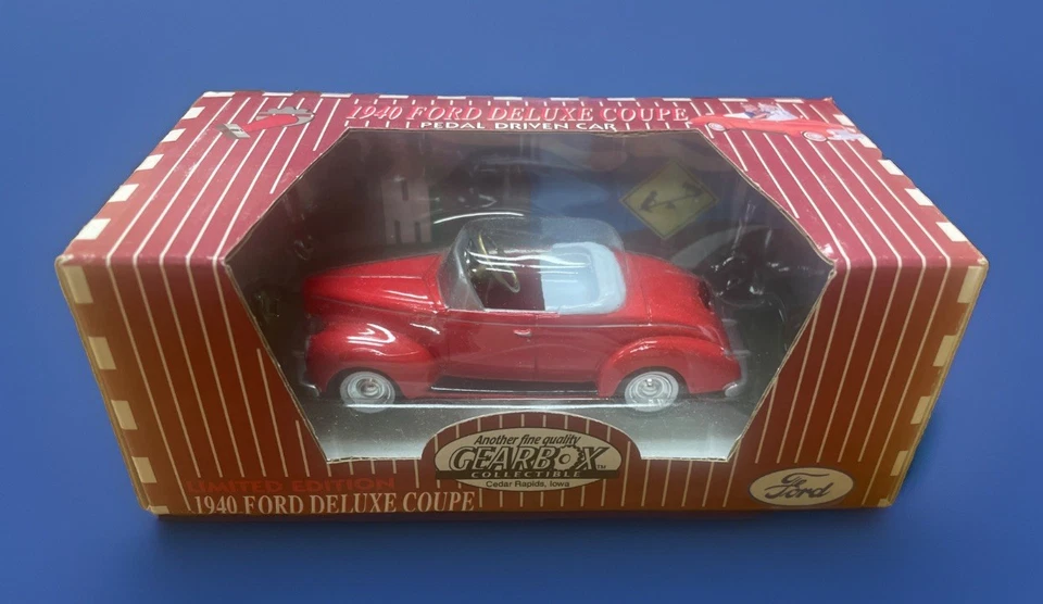 GEARBOX COLLECTIBLE 1940 FORD DELUXE COUPE PEDAL DRIVEN CAR DIECAST LOT OF 3 - Image 4 of 4