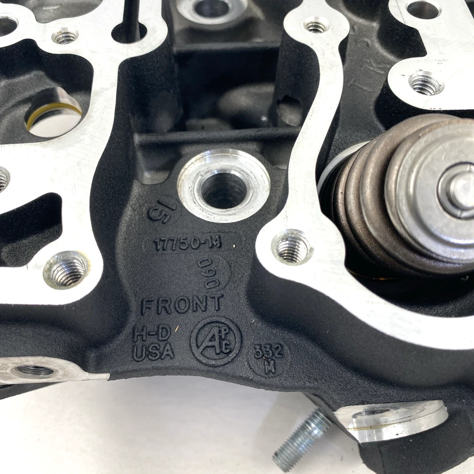 oem Harley 14-16 Twin Cam Touring 103ci Liquid Cooled Front Rear Cylinder Heads - Image 3 of 4