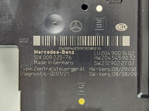 ๐
08-15 Mercedes GLK 250 350 REAR SAM Fuse Box Relay Control 2049001402 - Picture 5 of 6