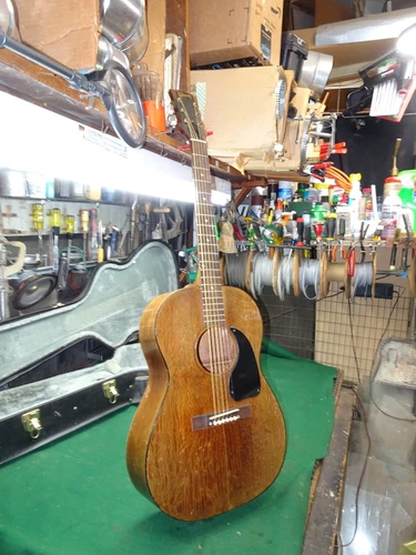 1959 GIBSON LG-0 Acoustic Guitar Good Vintage Player Condition + Hardshell Case