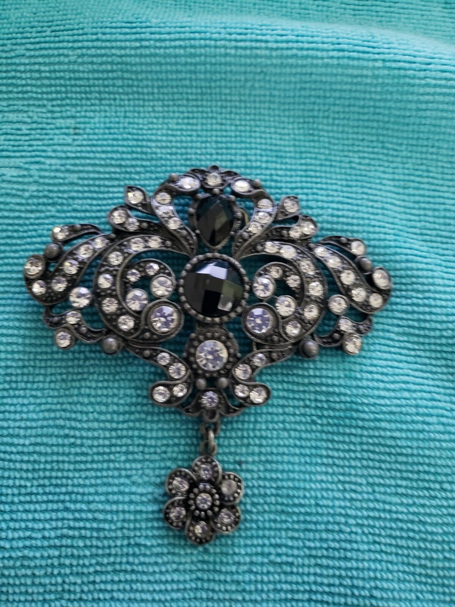 NEW Rhinestone Silver Tone Belt Buckle W Black Center Stone  display picture 3