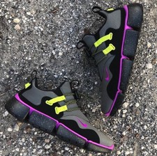 nike pocket knife all black