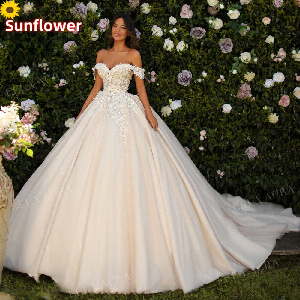 Luxury White Wedding Dresses Off Shoulder Sleeveless Lace Applique Bridal  Gowns