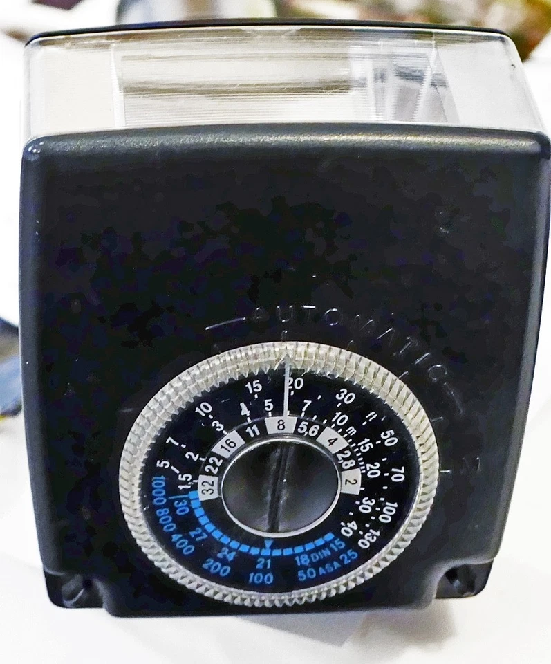 Metz 45 CT-1 Professional Electronic Flash for Medium Format cameras, untested - Image 2 of 4