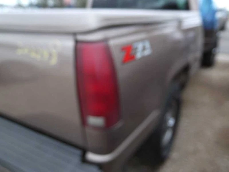 (LOCAL PICKUP ONLY) Rear Bumper Step Bumper Fleetside Fits 88-96 CHEVROLET 1500  Foto 4 de 4