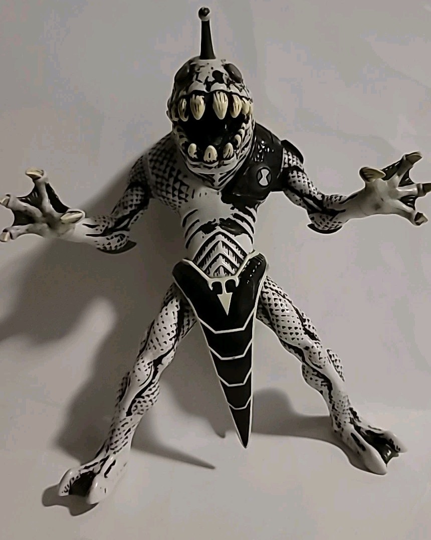 Ben 10 Hyper Alien RIPJAWS Ultimate Action Figure Toy 7” Bandai | eBay