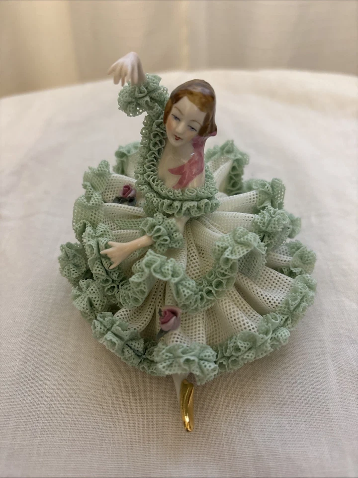Dresden Lace Sitting Ballerina in Green Dress w/pink Roses - See Pics & Descript - Image 2 of 4
