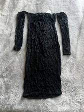 Forever 21 Black Off-the-Shoulder Lace Dress