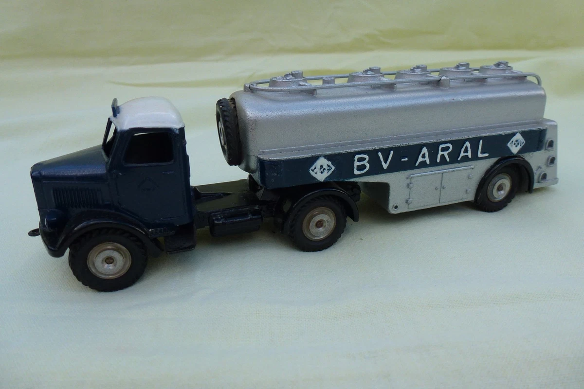 メルクリン　MAN BV-ARAL タンカー メルクリン MAN BV-ARAL タンカー メルクリン MAN BV-ARAL タンカー