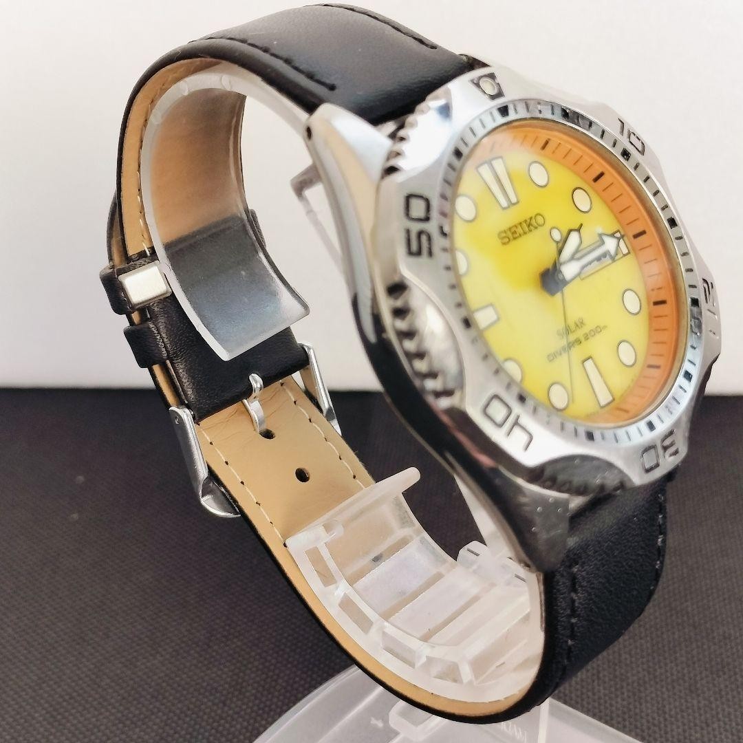 Seiko V158 0AE0 Diver Solar Watch 200m Yellow Dial Stainless Case
