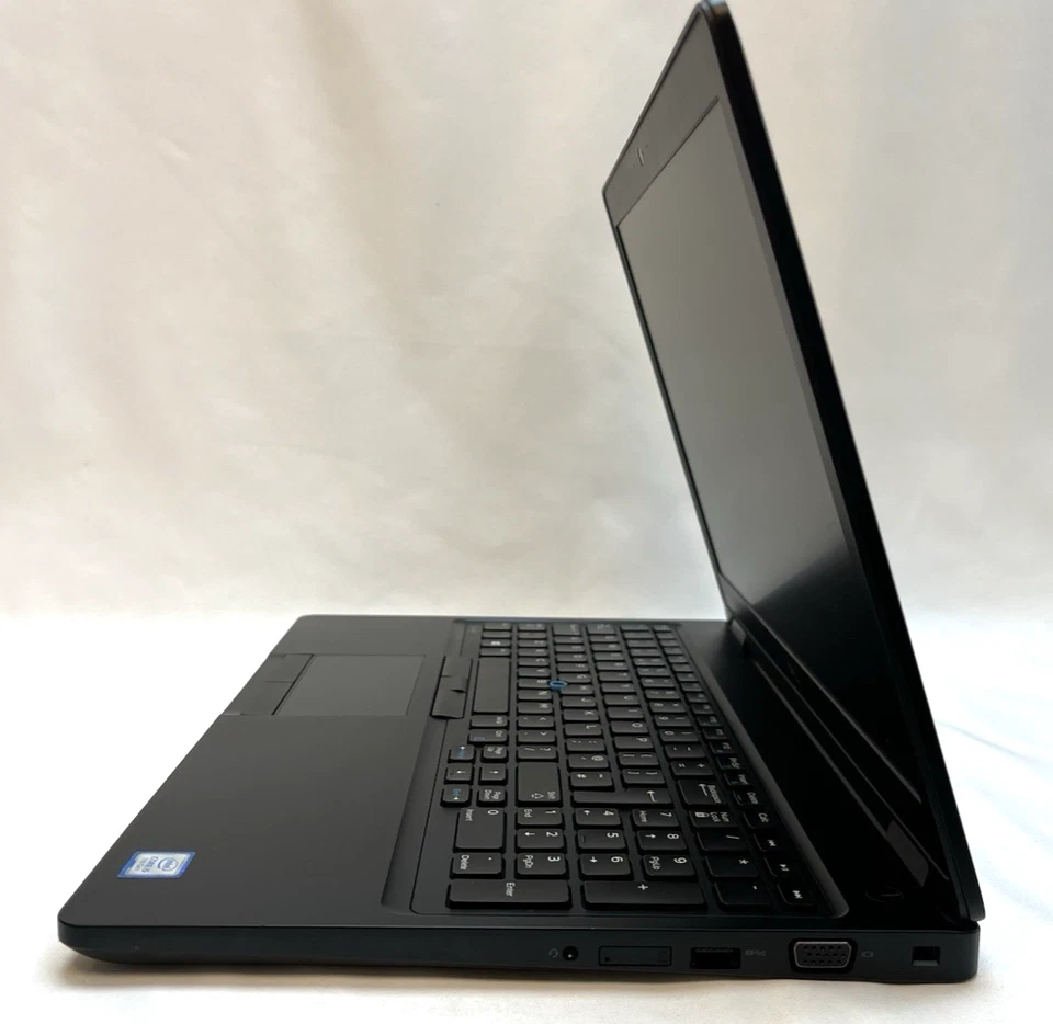 Dell Latitude 5580 · i5-6300U · 8GB · 256GB, photo 4 of 5