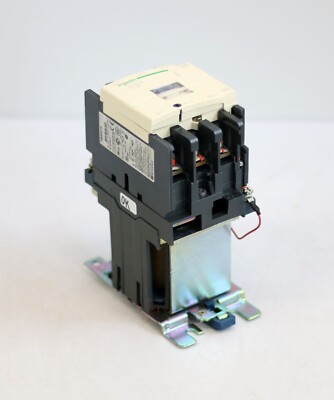 Schneider Electric LC1D406 Leistungsschütz th: 60A / Ui: 1000V / Uimp: 8kV