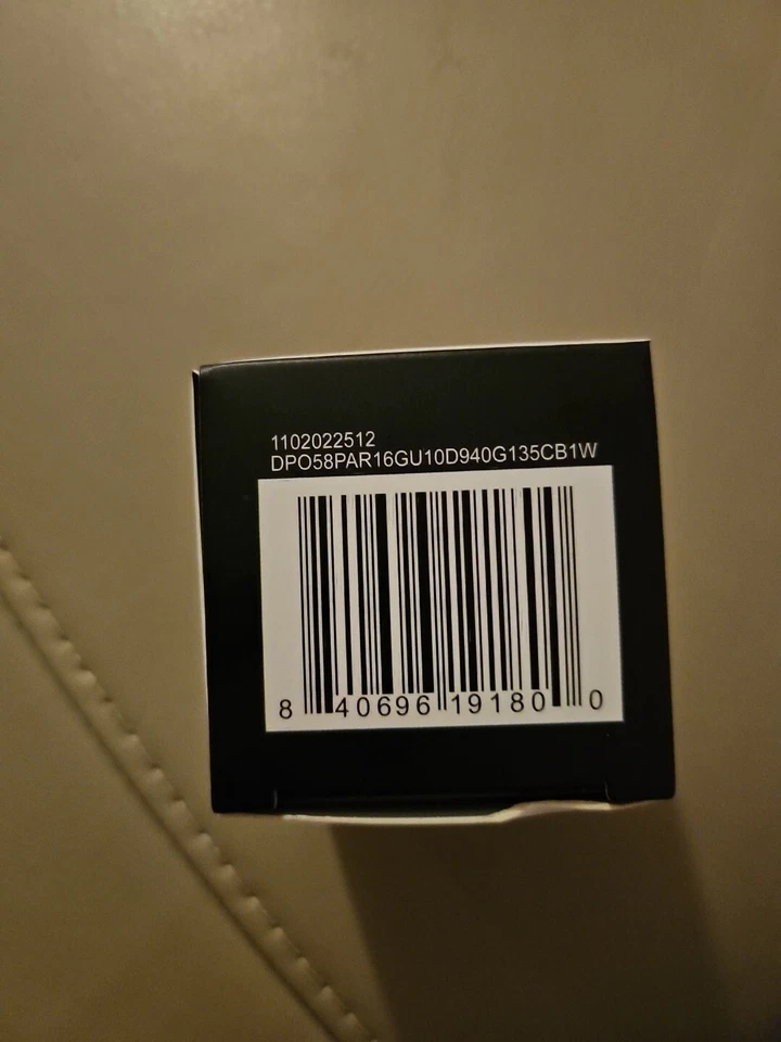 SENGLED 10 Pack LED GU10 60W Replacment At 8w Dimmable 22+ Year 4000k 550 Lumens - Image 4 of 4