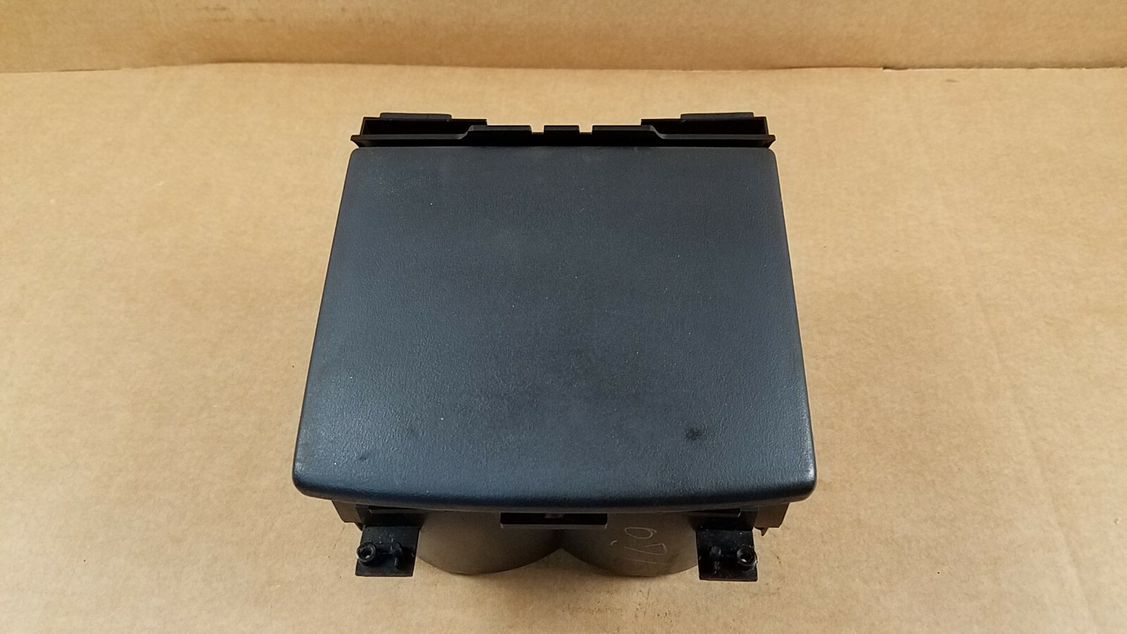 ⭐⭐ OEM 2010 2015 INFINITI G37 Q60 COUPE CENTER CONSOLE CUP HOLDER