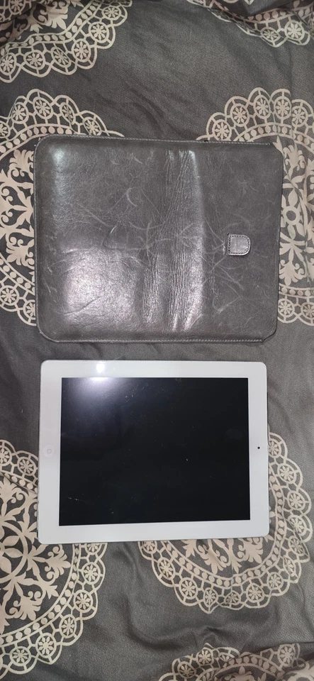 Apple iPad (3rd generation) · 32GB · Cellular, Foto 4 von 4