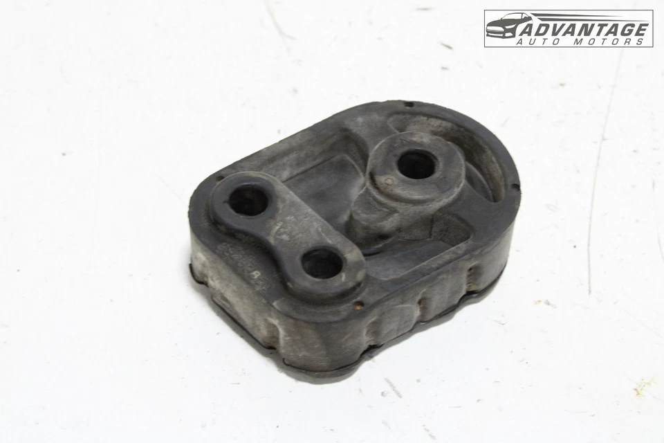 Chevrolet Colorado 2016-2025 3,6 L escape silenciador tubo aislador suspensión OEM Foto 3 de 4