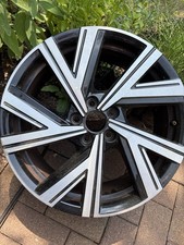 Original-VW-Alufelge VW Polo AW (2G, ab 2017). glanzgedreht/schwarz. Gebraucht