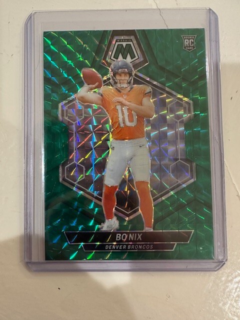 2024 Panini Mosaic - Rookies Green Mosaic Prizm #312 Bo Nix (RC)