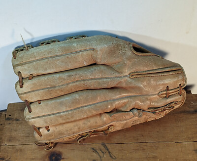 Wilson PRO STAFF Right Hand Baseball Glove A2200 Centerfold JAPAN