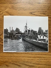Historical Naval Photo USN USS Norman K Perry DDR883 8x10