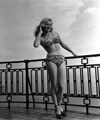 British Actress Diana Dors 1951 OLD PHOTO