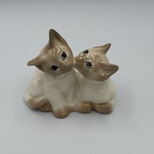 Studio Szeiler Brown & White Kissing Kittens Figurine Hand Painted