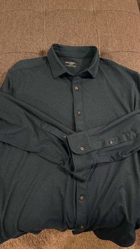 UNTUCKit Men's Large Long Sleeve Button Up Blue 100% Cotton