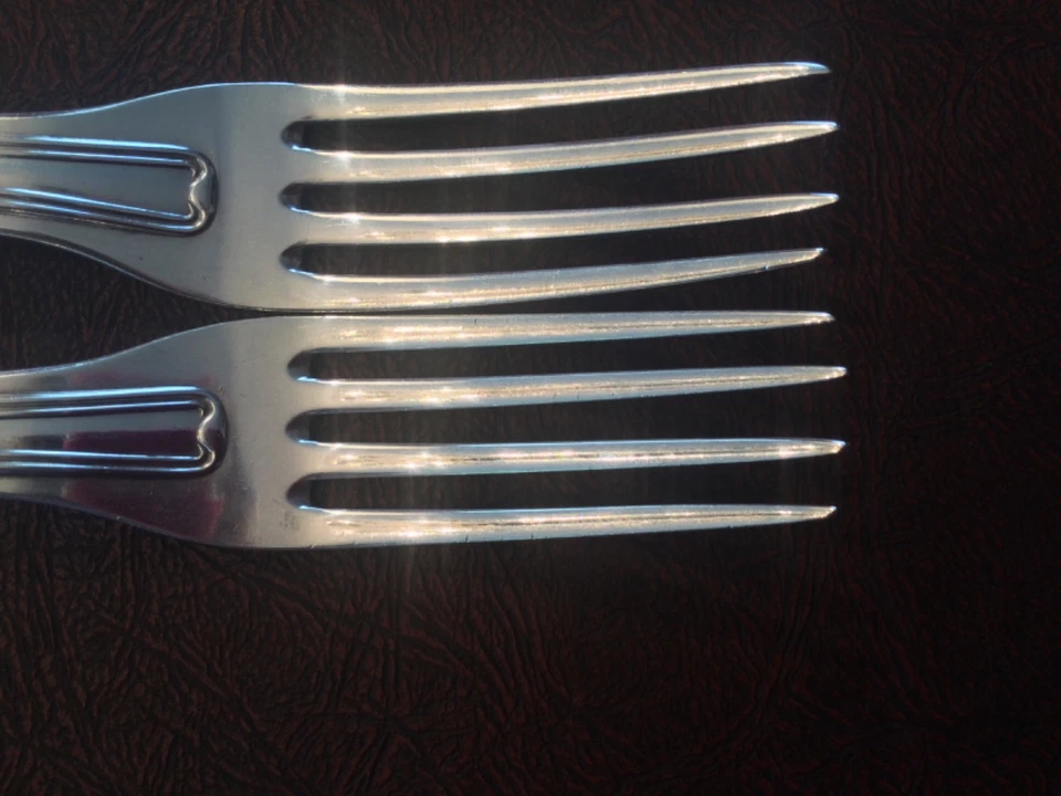 Pair Single-Struck R & W Wilson Coin Silver Dinner Forks, Philadelphia, c 1825 - Image 2 of 4