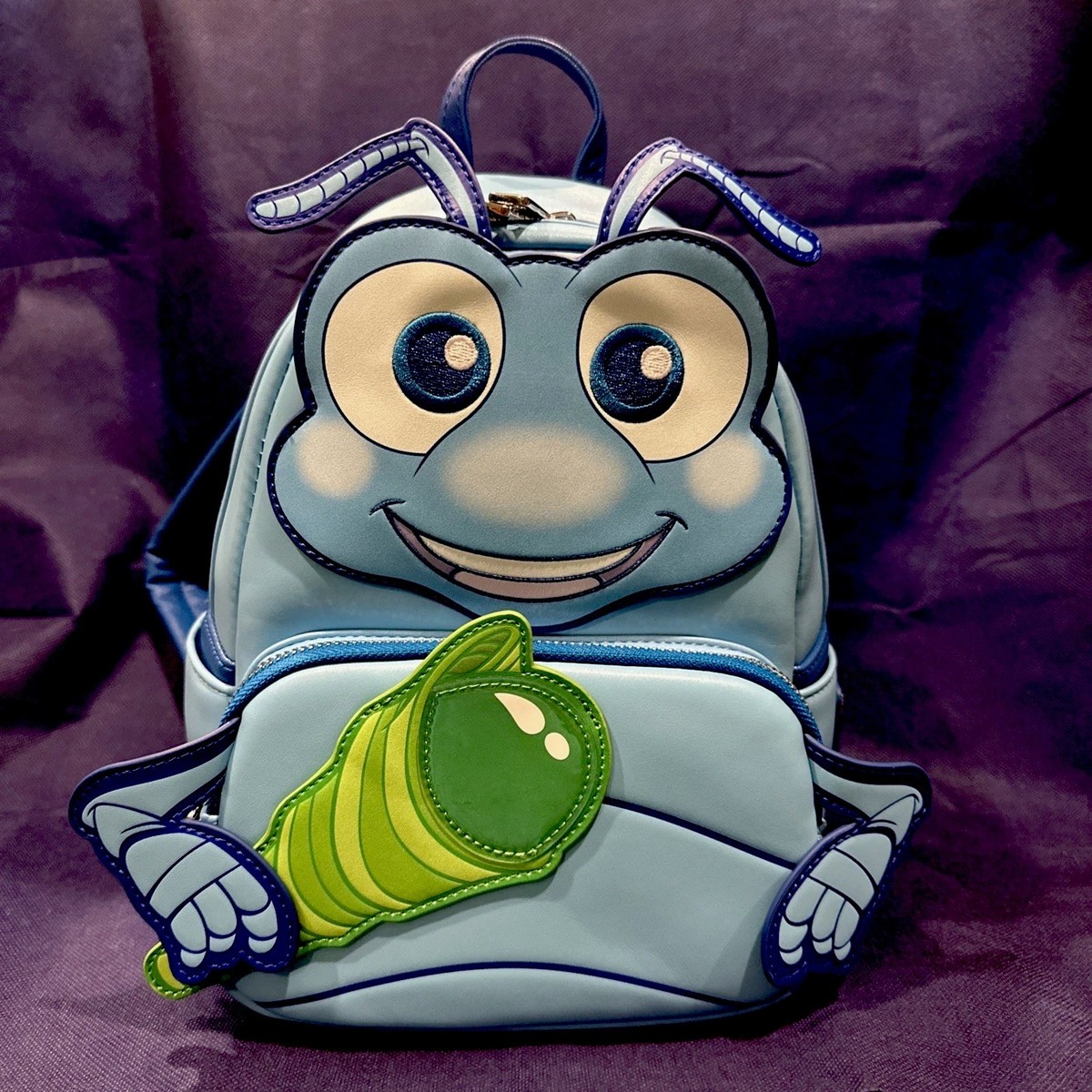 Loungefly Disney Pixar A Bug display picture 3