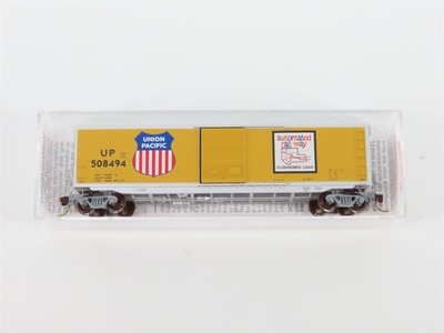 N Micro-Trains MTL 77090 UP Union Pacific''Automated Rail Way'' 50 Box Car #508494