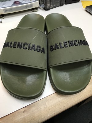 Balenciaga Mens Pool Slides Black / Neon Green Size f.r. 44 / u.s. size 11 $325 Mens Balenciaga Logo Pool Slides Sandals Slippers  main image 2