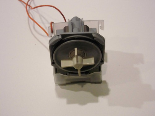 Laugenpumpe Pumpe 299010 5500002679 Waschmaschine Siemens XM126F