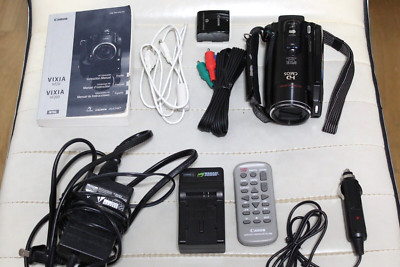 Canon VIXIA HF20 High Definition Camcorder w/accessories - DENTED SCREEN