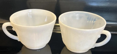 PAIR OF MACBETH EVANS DEPRESSION GLASS SWEETHEART MONAX OPAL WHITE CUPS